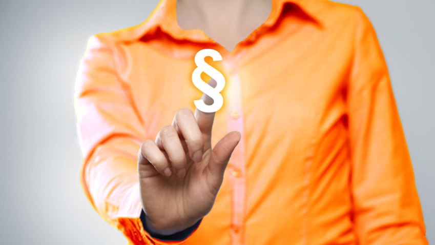 Mann mit Paragraf (Foto: MK-Photo/fotolia)