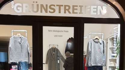 Grünstreifen Schaufenster