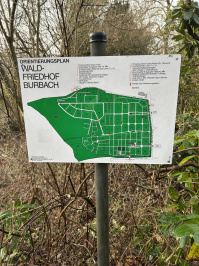 Waldfriedhof Burbach Schild nachher
