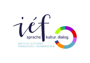 Das Bild zeigt das Logo des iéf, Institut d´études francaises. Es besteht aus dem Schriftzug "iéf", darunter die Wörter Sprache. kultur. dialog, die in einen offenen, mehrfarbigen Kreis münden.