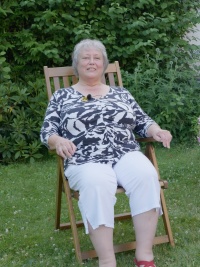 Standbild, auf dem Person zu sehen ist