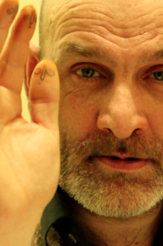 Filmstill EINE KRANKHEIT WIE EIN GEDICHT