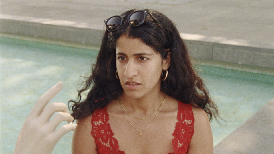 EIN ARM IST EIN ARM IST EIN ARM