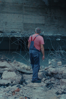 NICHTS BLEIBT UND NICHTS VERSCHWINDET NICHTS BLEIBT UND NICHTS VERSCHWINDET