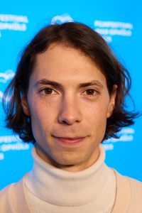 FFMOP47 Blaue Wand Despite the Scars