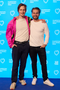 FFMOP47 - Blaue Wand - Dreieck