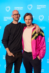 FFMOP47 - Blaue Wand - Dreieck