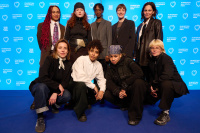 FFMOP47 - Blaue Wand - Hanteln für Heten