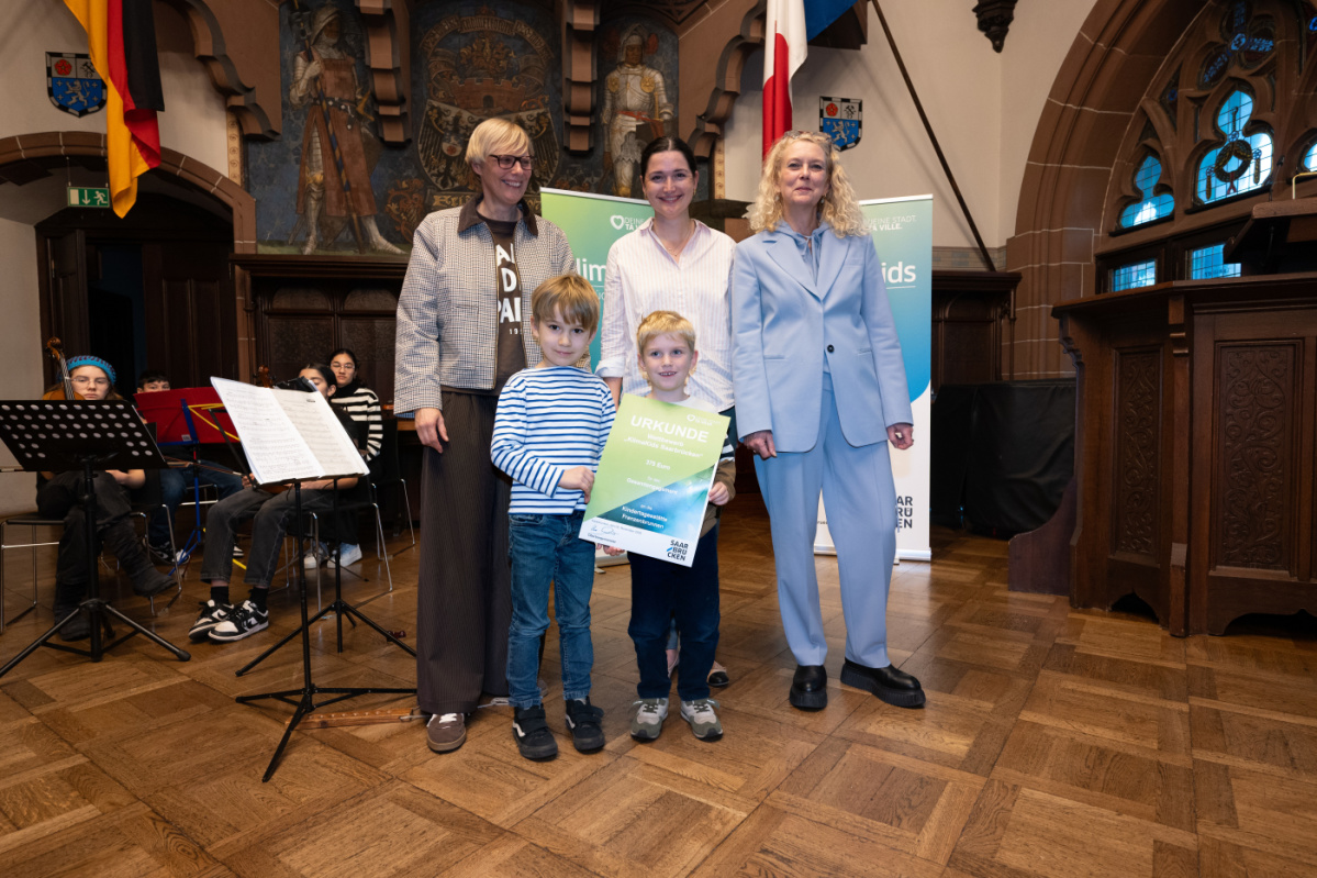 Gruppenfoto Preisträger Platz 10 - KITA Franzenbrunnen